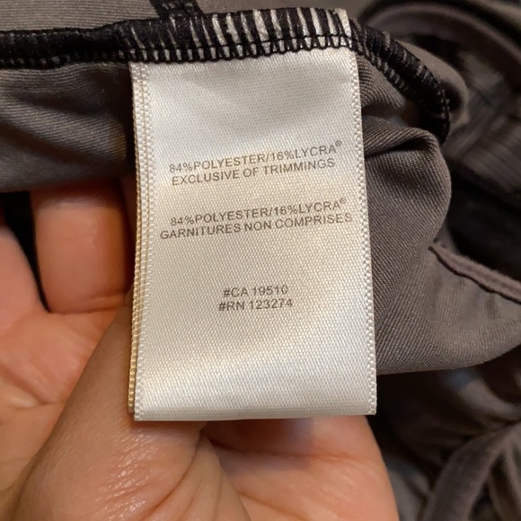 Lole UPF Protection Hooded Light Weight rashy Full Zip - Picture 8 of 10